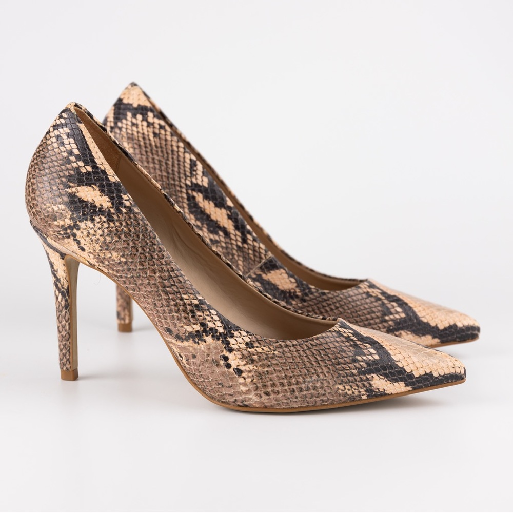 Aldo Snakeskin Heel peach & black women’s 9